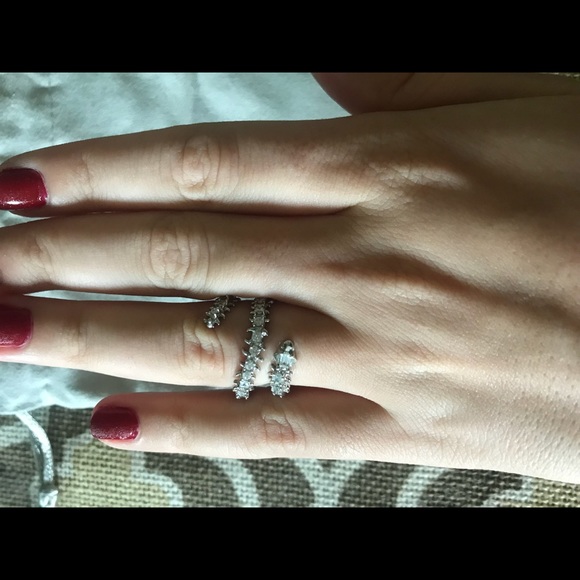 NEW KENDRA SCOTT RING - Picture 3 of 6